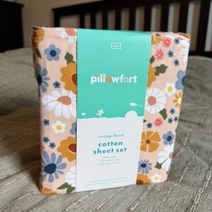 Vintage-style floral sheet set - twin